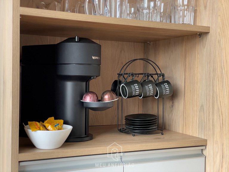 Apto p/4, garagem a 1km do Parque Ibirapuera