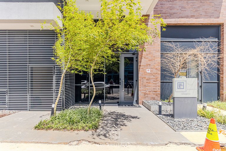 Cama queen, academia ao lado da Av. Santo Amaro