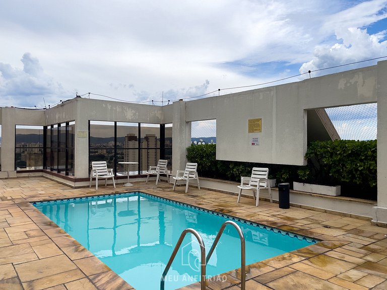 Flat com vista alta e garagem para 3 pessoas