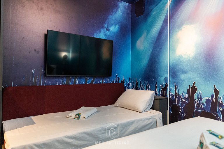 Musical Studio for 3 | Leisure + Allianz