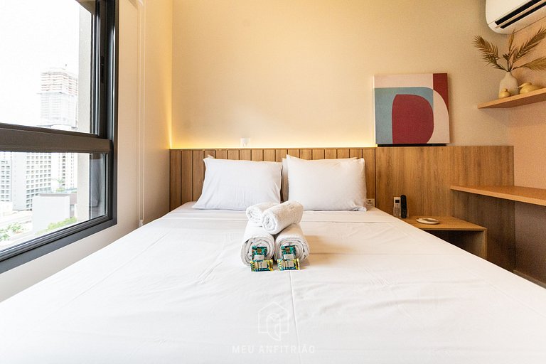 Cama queen, lazer completo a 1km do Allianz Parque