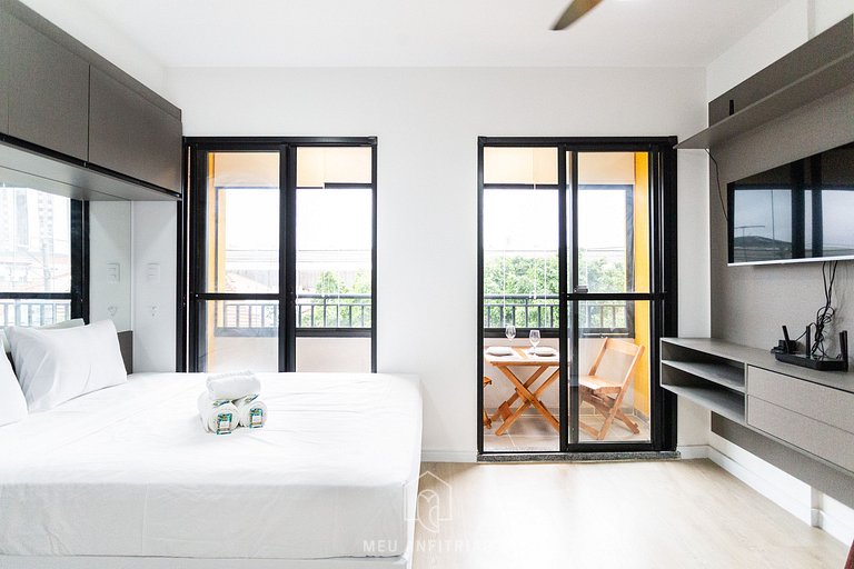 Full studio of 26m², balcony, 600m from the subway