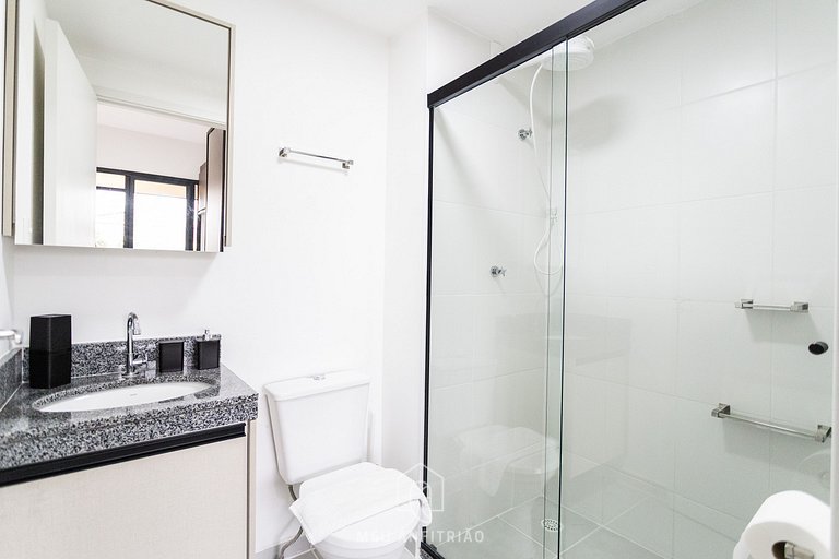 Full studio of 26m², balcony, 600m from the subway