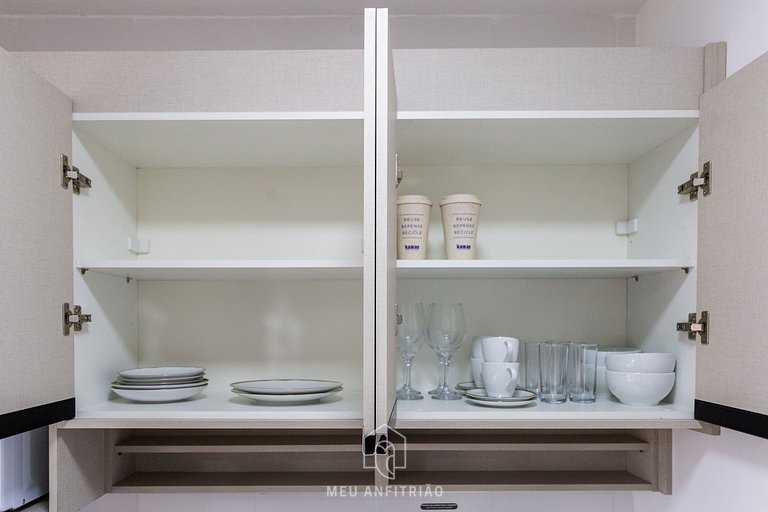 Full studio of 26m², balcony, 600m from the subway