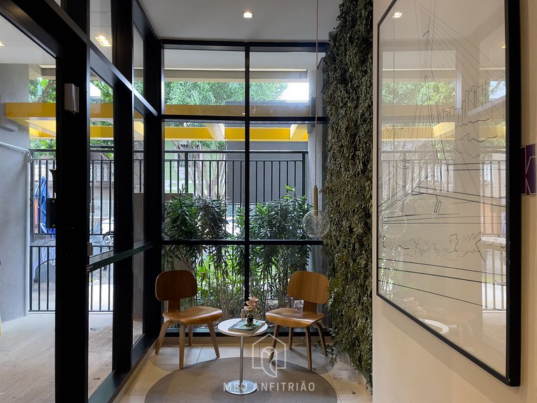 Studio completo de 26m², varanda, a 600m do metrô