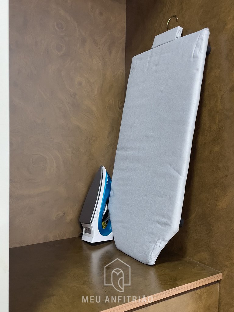 Apto c/ varanda e lazer perto da Av. Nações Unidas