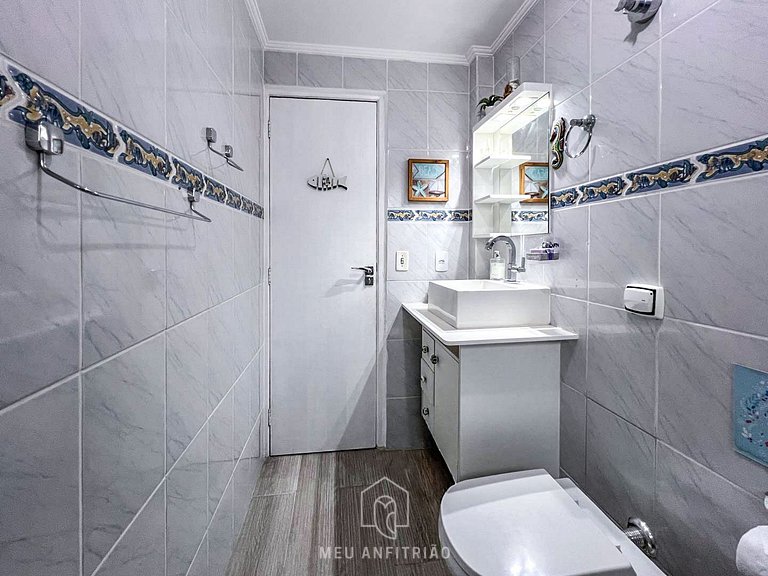 200m da praia | 133m² | Churrasqueira | 8 pessoas