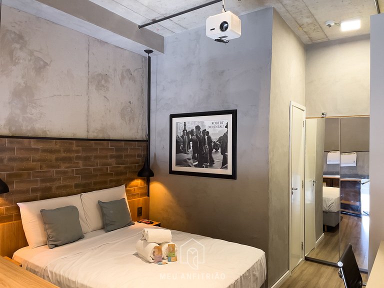 Full Loft near Metro in Vila Madalena