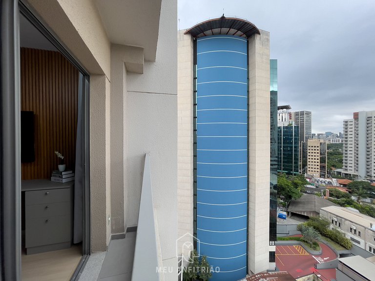 24m² | Completo | Piscina e lazer | Av Faria Lima