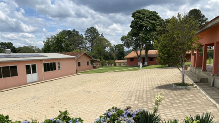 35 personas | Naturaleza | Piscina | Barbacoa