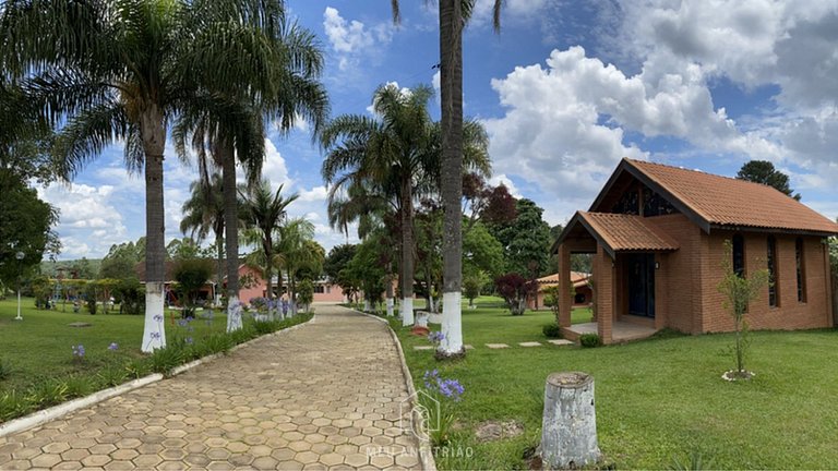 35 personas | Naturaleza | Piscina | Barbacoa