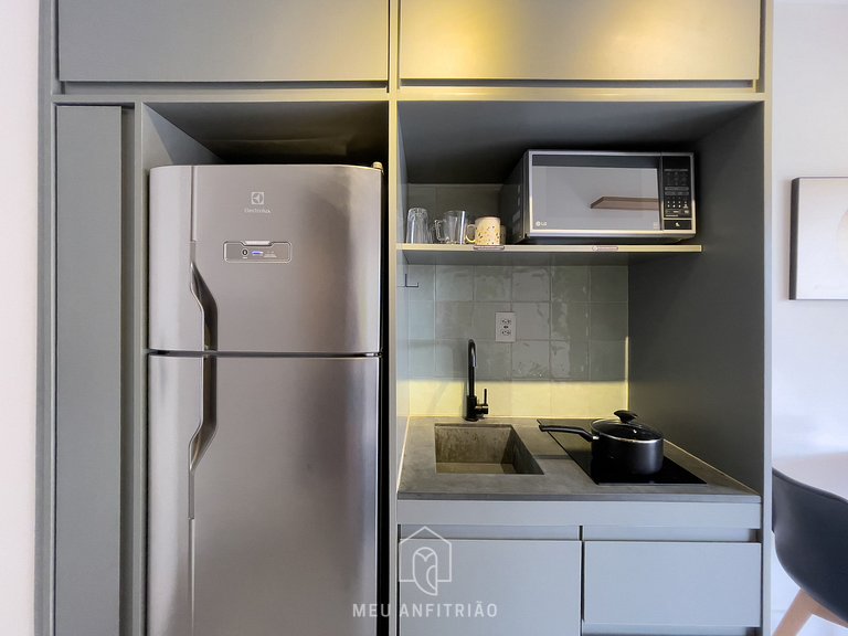 27m²| 2 pessoas| Piscina| Academia| 200m do metrô