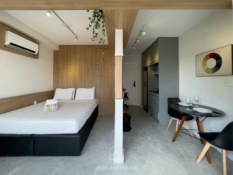 27m²| 2 pessoas| Piscina| Academia| 200m do metrô