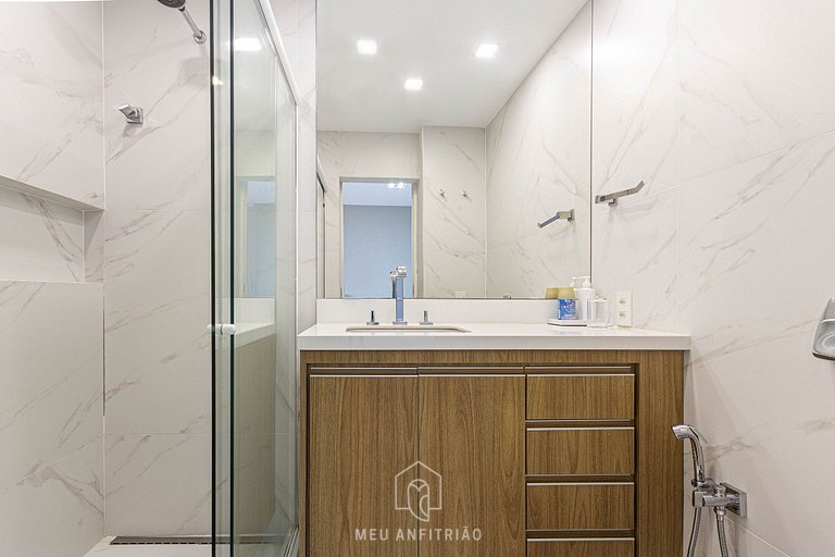 3 rooms | 90m² | 600m from Leblon beach and mall