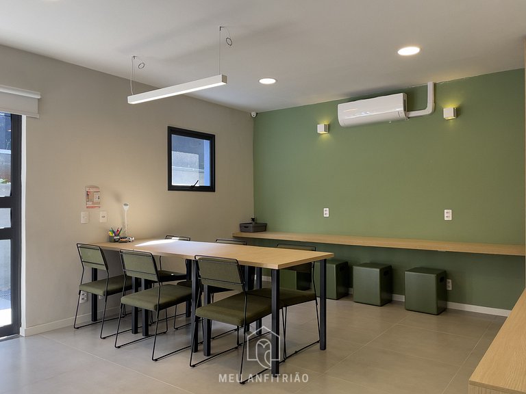 3 people|Equipped kitchen|Gym|250m from the subway