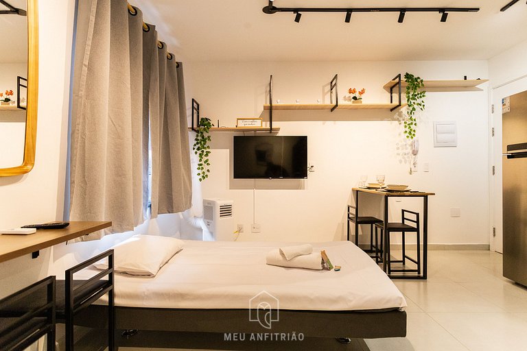 3 people|Equipped kitchen|Gym|250m from the subway