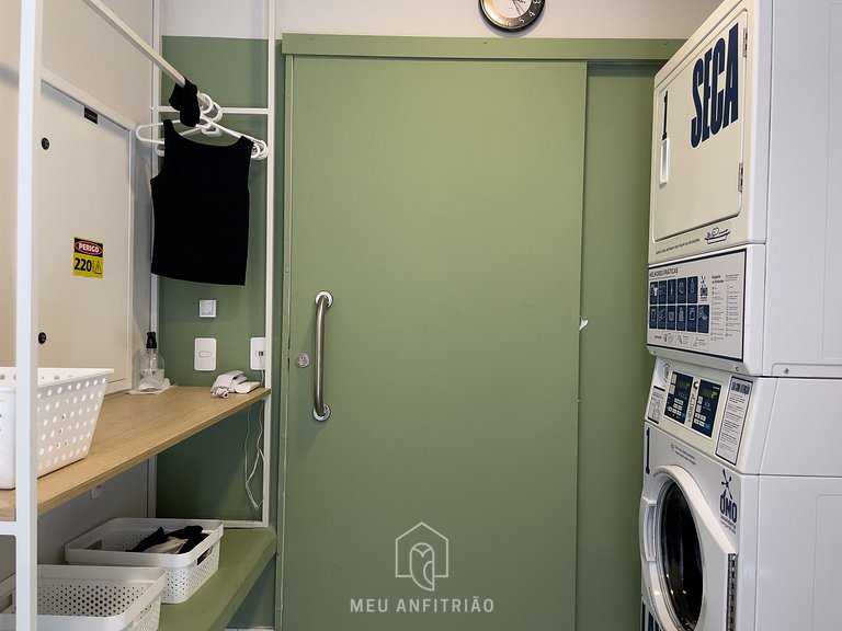 3 people|Equipped kitchen|Gym|250m from the subway