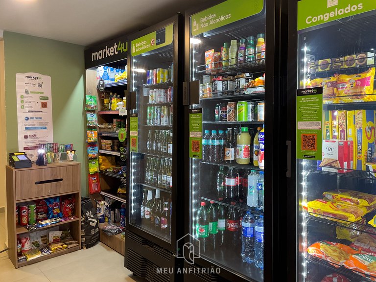 3 people|Equipped kitchen|Gym|250m from the subway