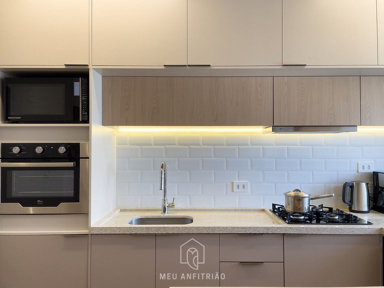 Varanda, cama queen perto à estação Parada Inglesa