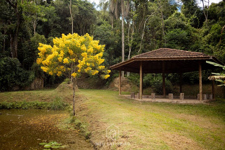 35 pessoas | Natureza | Piscina | Churrasqueira