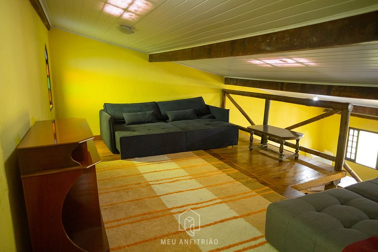 Farm House in Ibiúna with Pool and Soccer Field