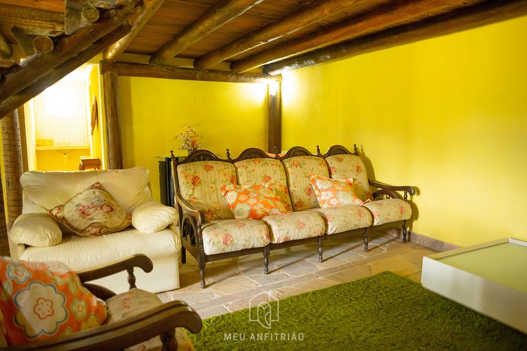 Farm House in Ibiúna with Pool and Soccer Field