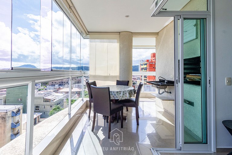 Apartamento 3 Suites con Vista al Mar en Enseada