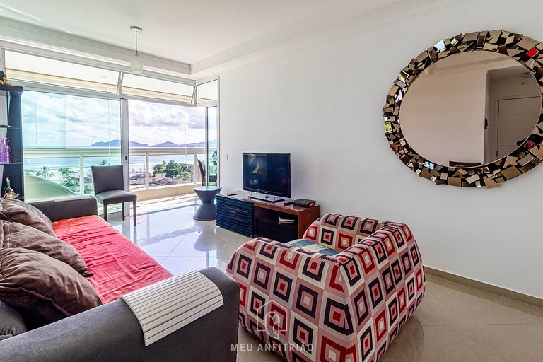 Apartamento 3 Suítes com Vista para o Mar na Enseada