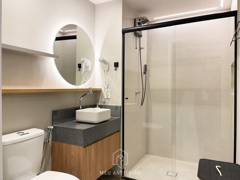 30m² | Jacuzzi | Gym | 350m subway | Rebouças Av.