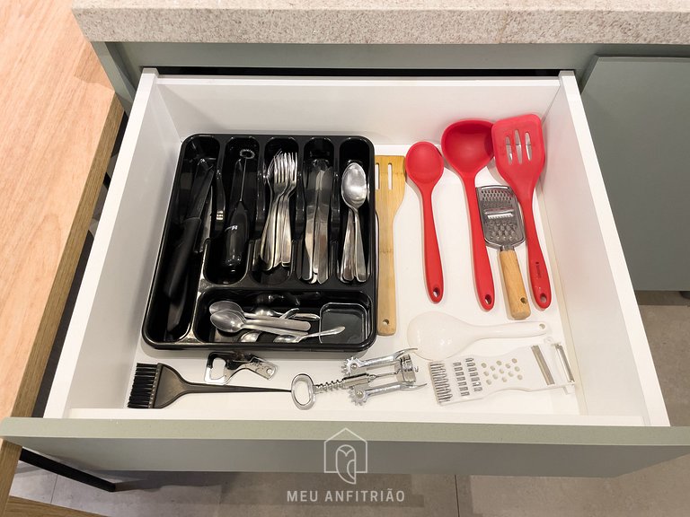 30m²|Jacuzzi|Academia|350m do metrô|Av. Rebouças