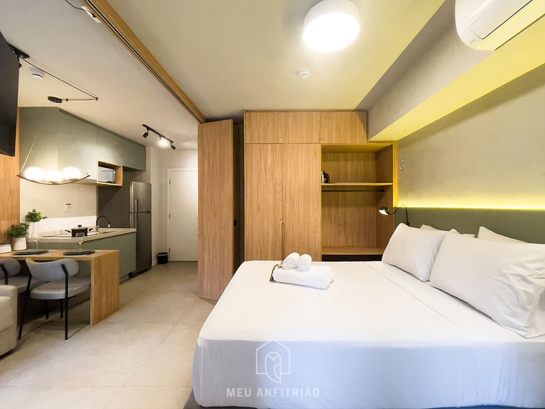 30m² | Jacuzzi | Gym | 350m subway | Rebouças Av.