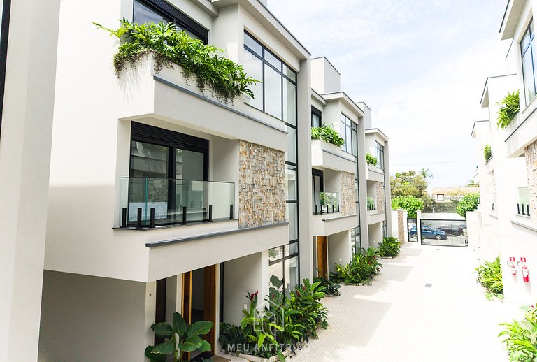 5 suites | Sauna | Piscina | A 50 m de la playa