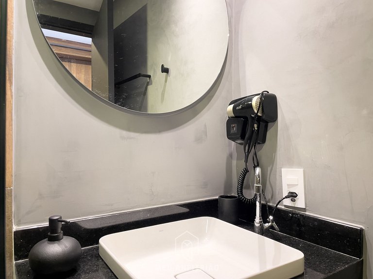 25m² | 2 pessoas | Academia | Acesso à Av. Morumbi