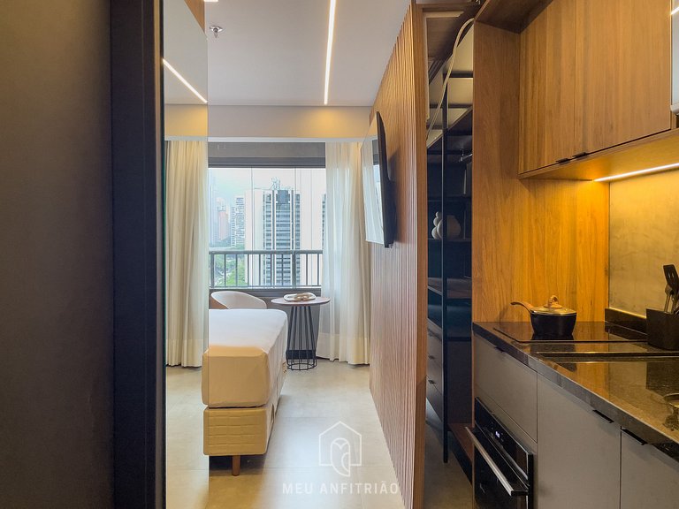 25m² | 2 people | Pool | Access Morumbi Av.