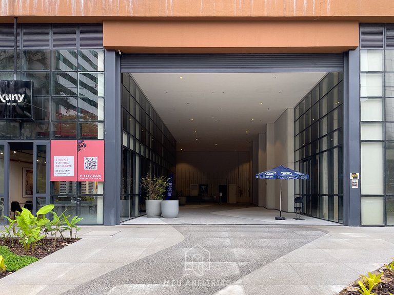 25m² | 2 pessoas | Piscina | Acesso à Av. Morumbi