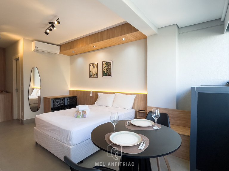 3 people Full kitchen Gym 600m from the subway