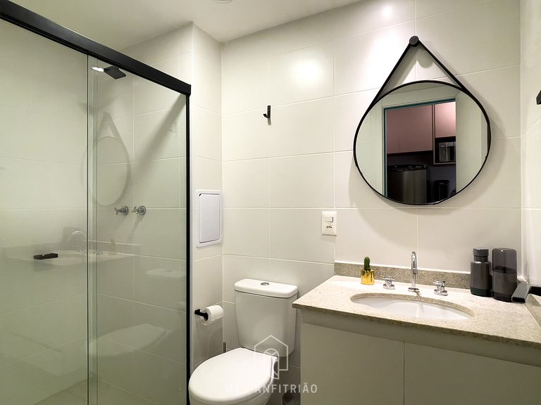 3 people Full kitchen Gym 600m from the subway