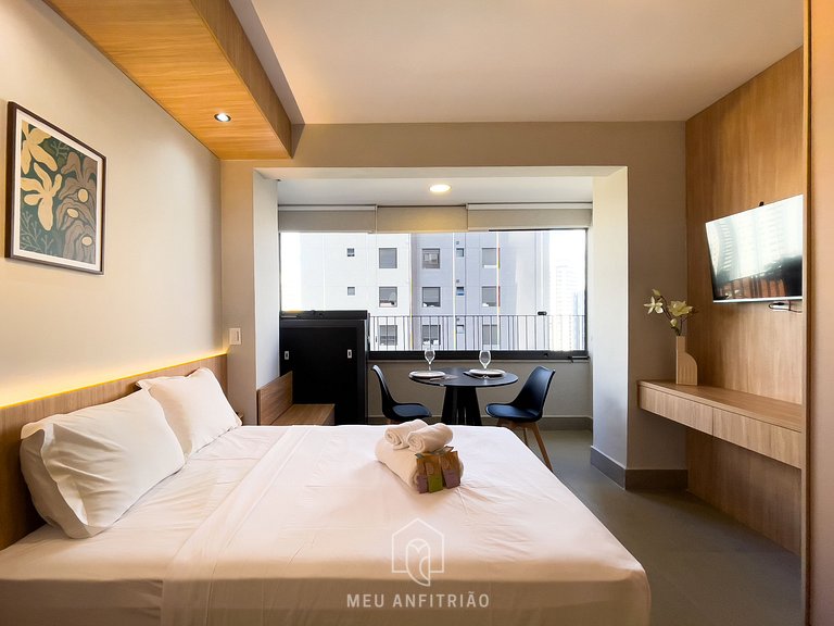 3 people Full kitchen Gym 600m from the subway