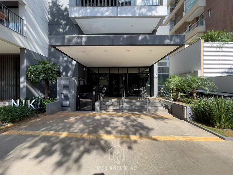 3 personas | Cama King | Piscina | 180 m del metro