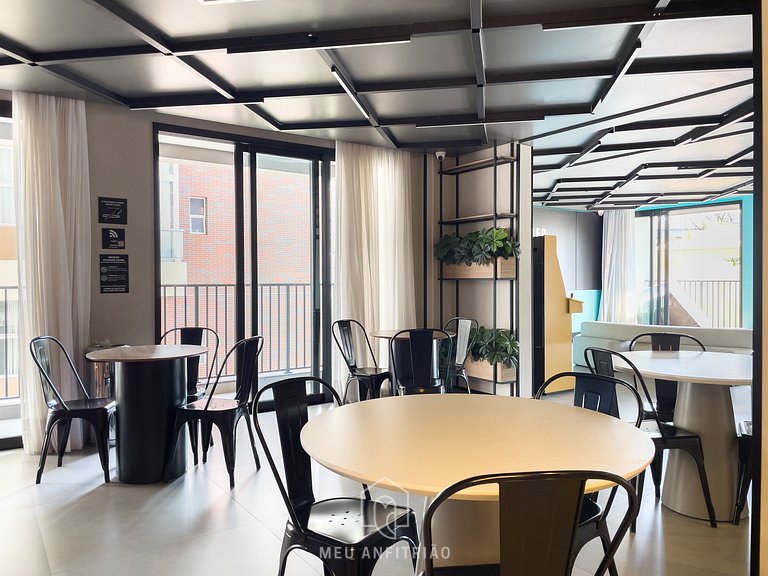 3 personas | Cama King | Piscina | 180 m del metro