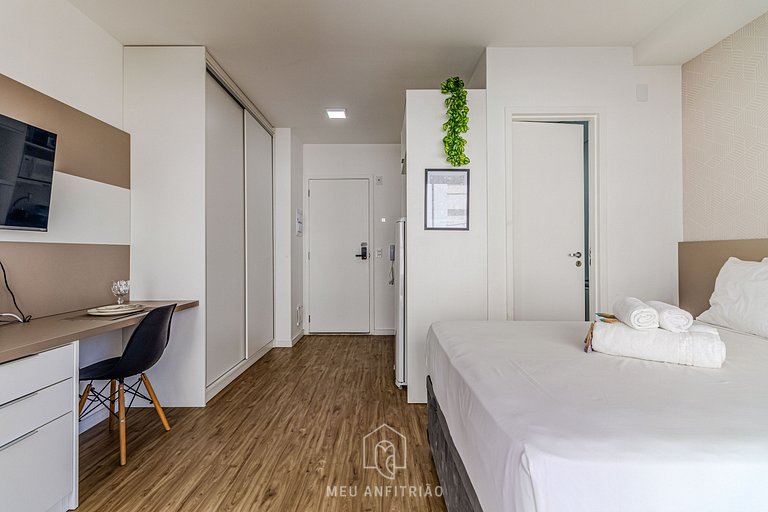 25m² | 2 pessoas | Piscina | Academia | 400m metrô