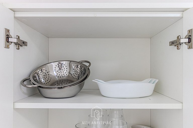 25m² | 2 pessoas | Piscina | Academia | 400m metrô