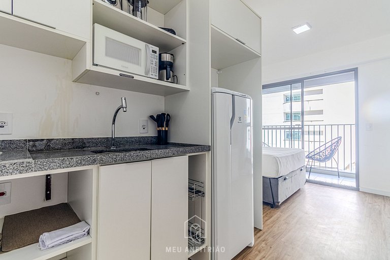 25m² | 2 pessoas | Piscina | Academia | 400m metrô