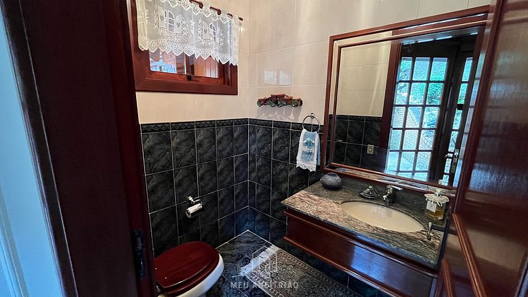 650 m² | Piscina climatizada | Sauna | Natureza