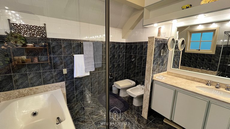 650 m² | Piscina climatizada | Sauna | Natureza