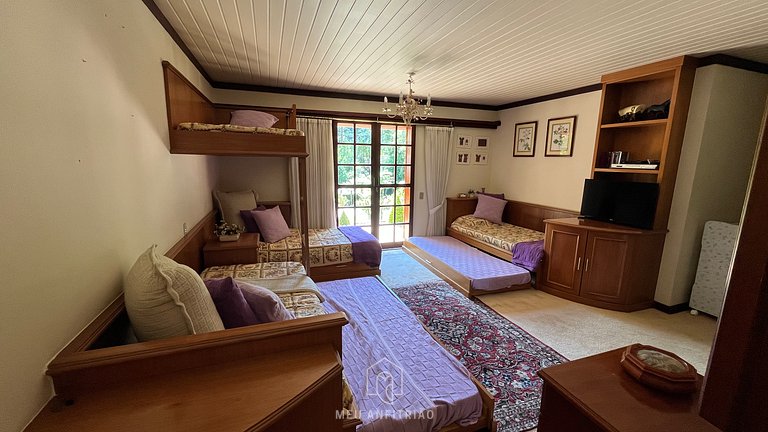 650m² | Heated pool | Sauna | Nature