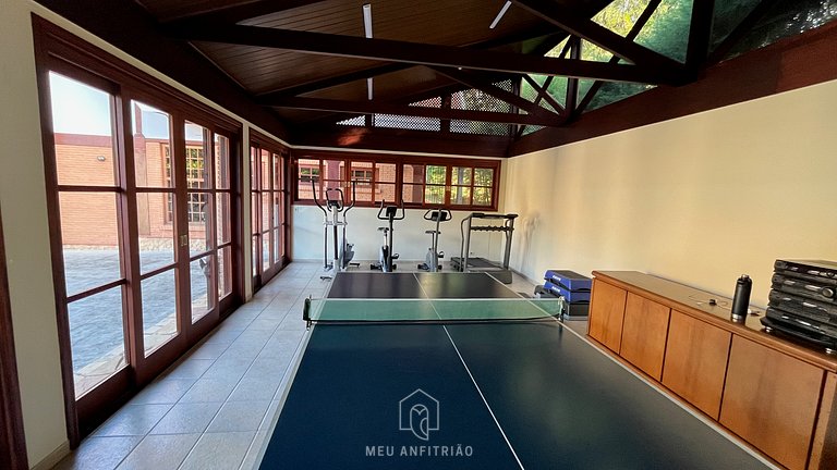 650 m² | Piscina climatizada | Sauna | Natureza