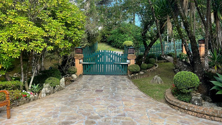 650m² | Heated pool | Sauna | Nature