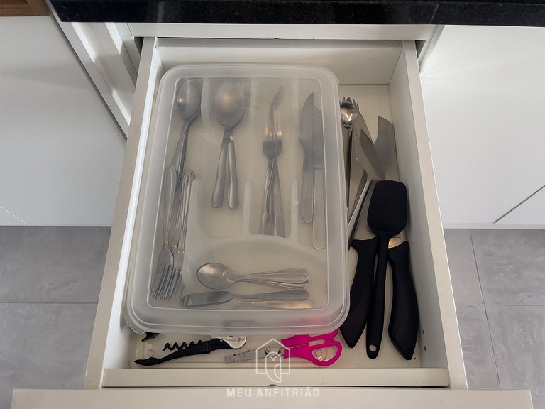 27m² | 2 pessoas | Piscina | 300m do metrô