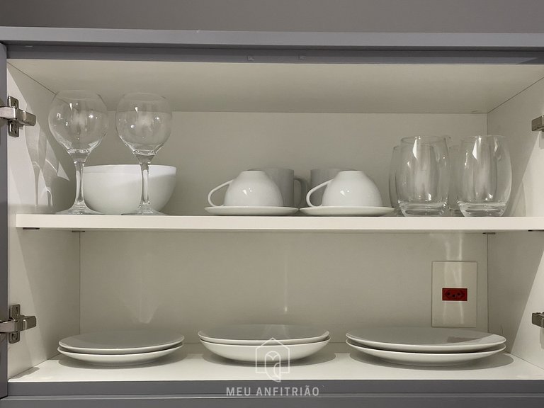 3 personas | Gimnasio | 350m de metro